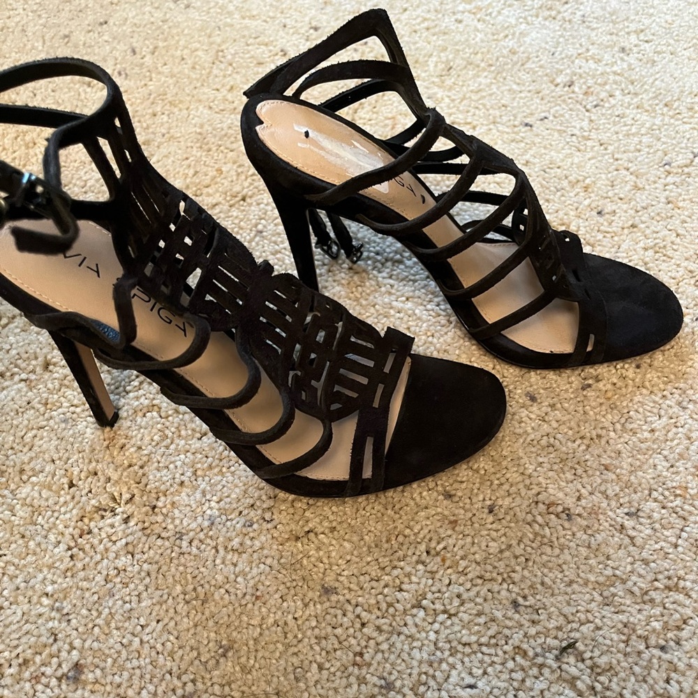 Via Spiga- Black Suede Ankle strap sandals- size 7- Brand New